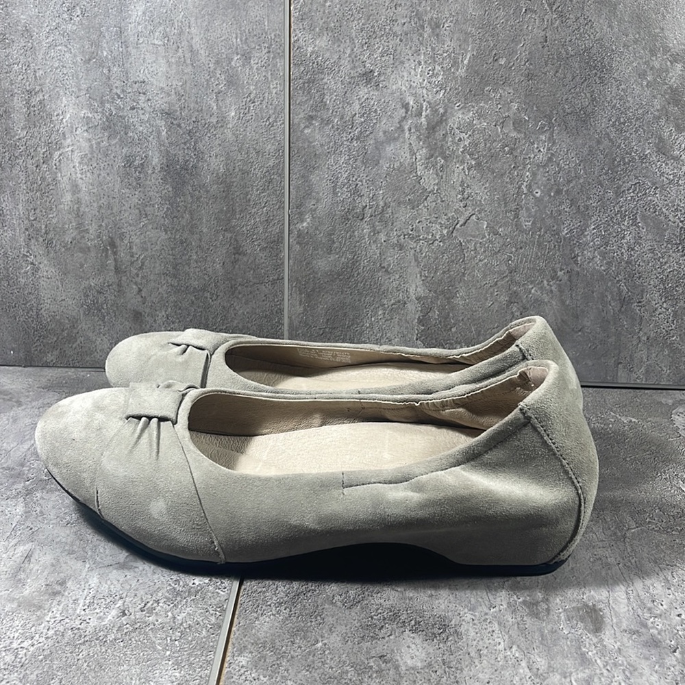 Dansko Lina Bow Pump Suede Stone Grey Ballet Flats - Picture 3 of 8